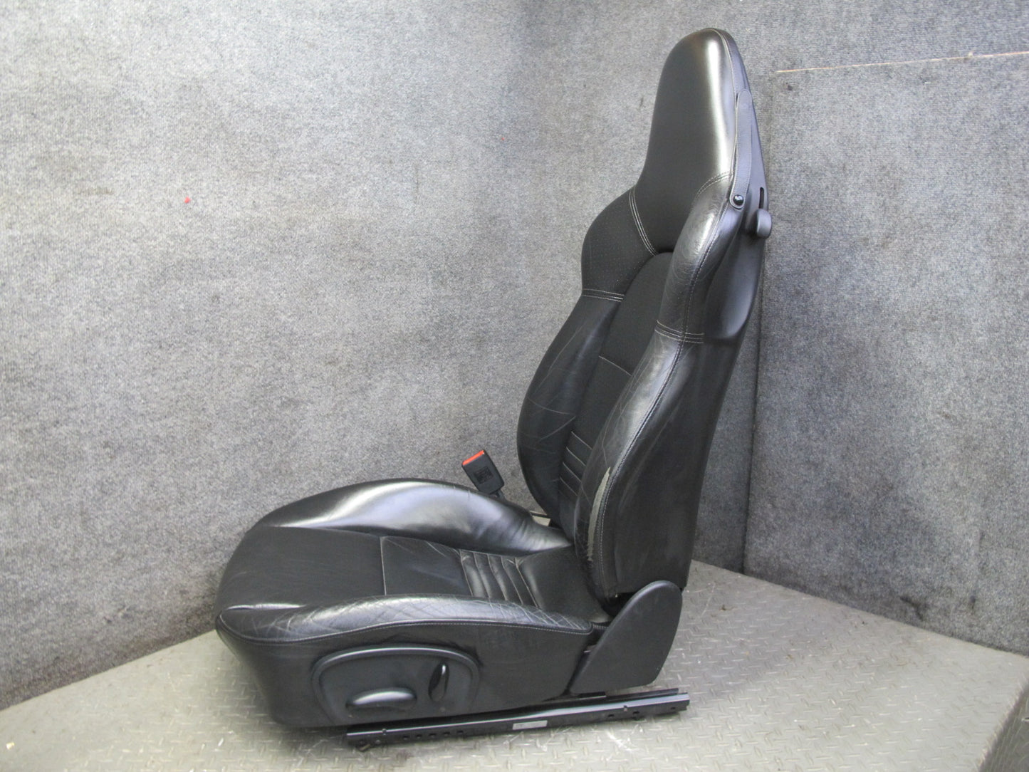 2001-2004 Porsche Boxster 986 Front Left & Right Sport Leather Seat Black Set