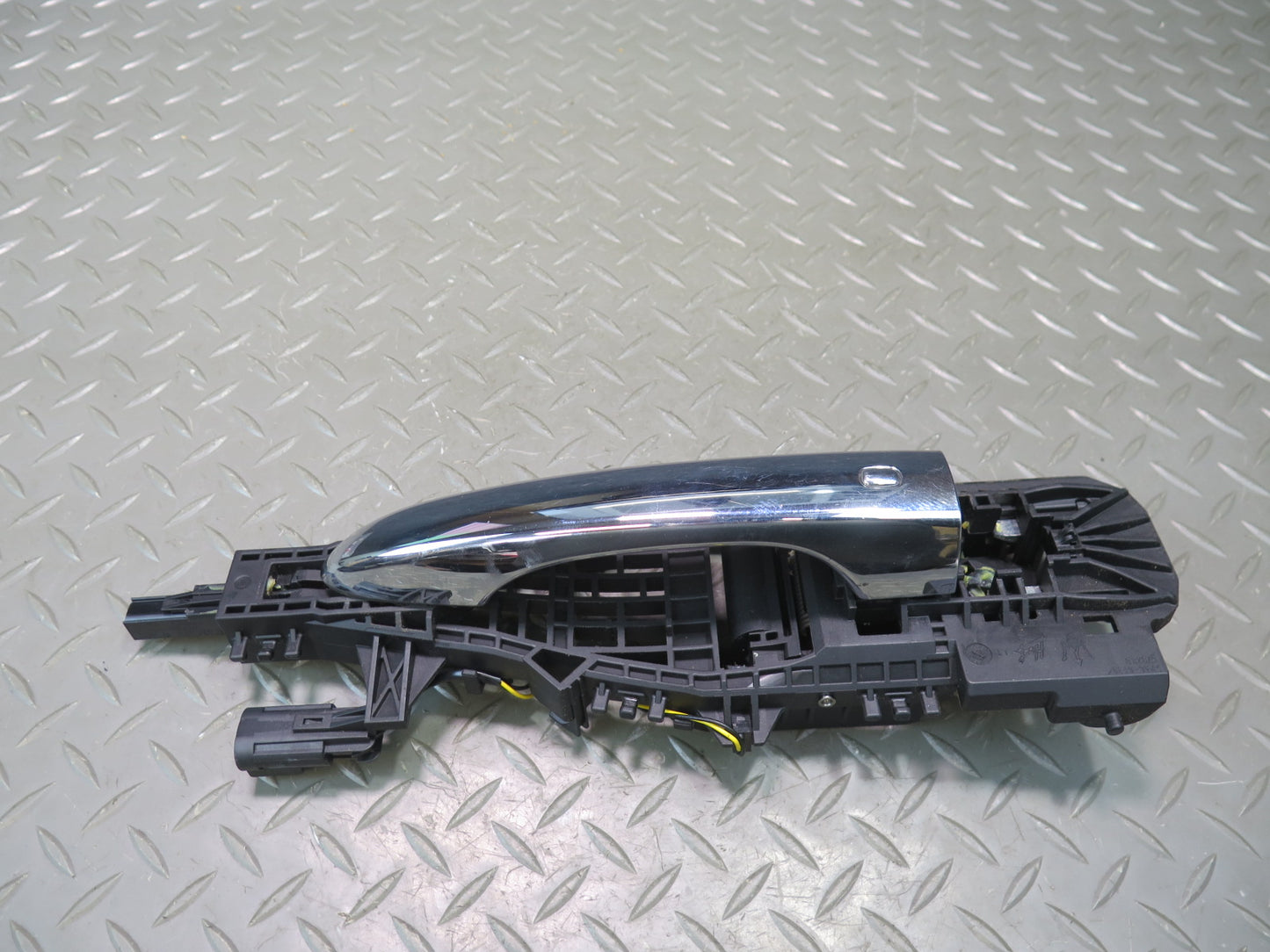 2014-2020 Maserati Ghibli M157 Front Left Driver Side Exterior Door Handle