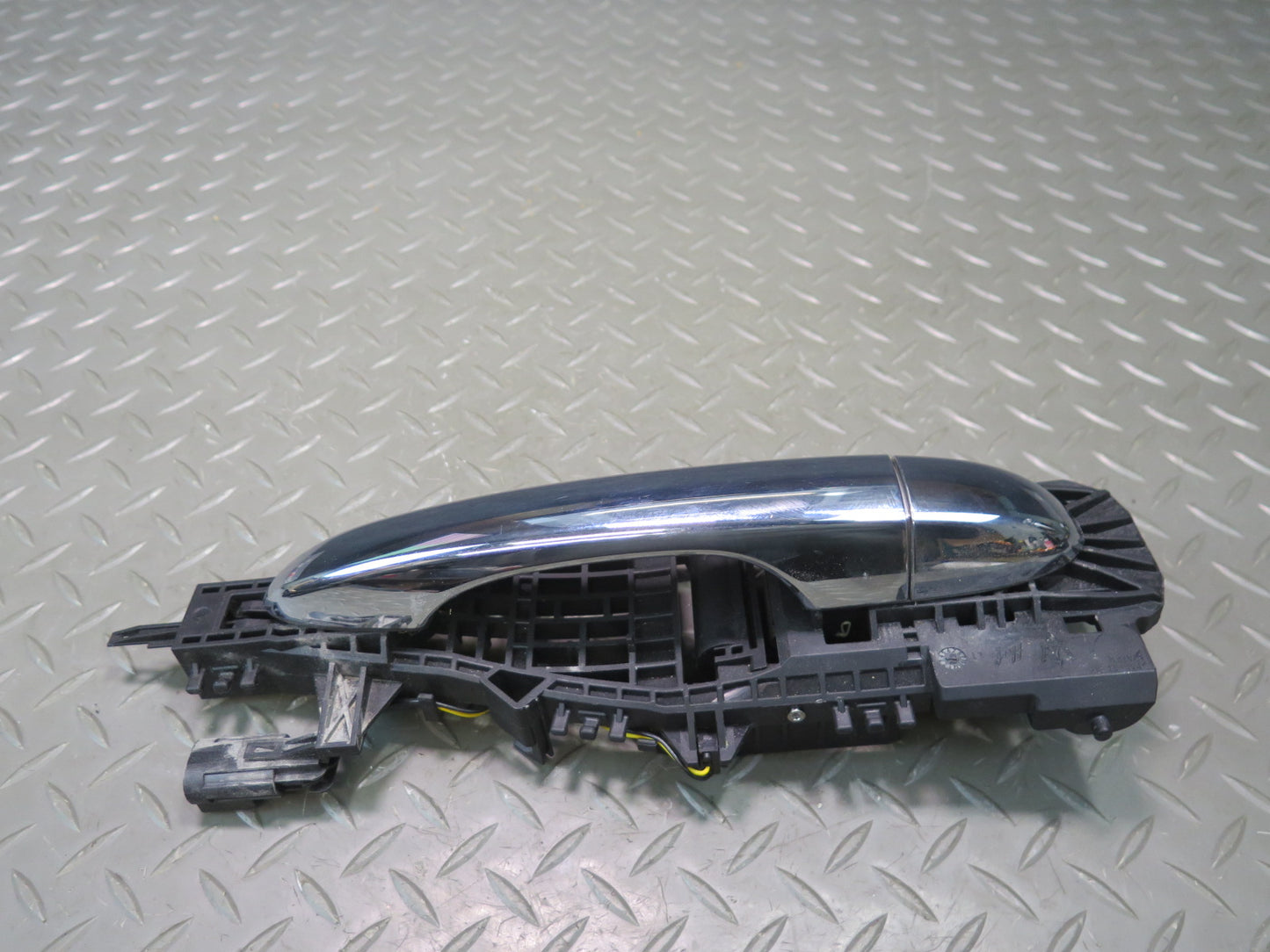 2014-2020 Maserati Ghibli M157 Rear Left Driver Side Exterior Door Handle