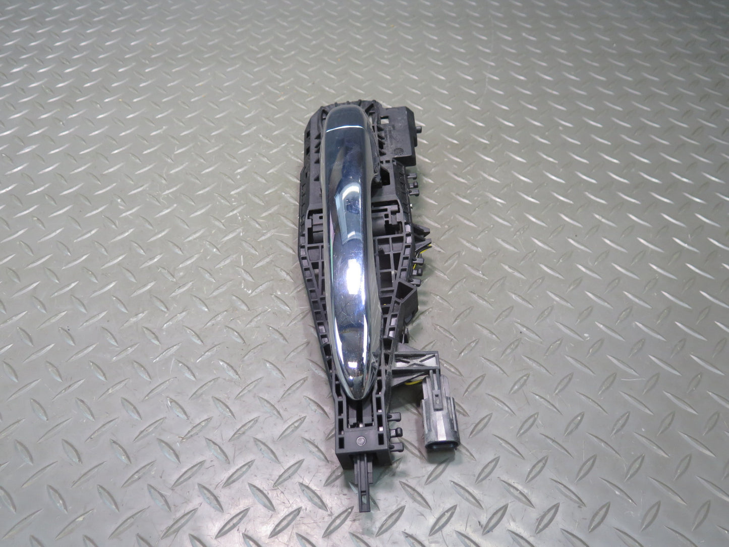 2014-2020 Maserati Ghibli M157 Rear Left Driver Side Exterior Door Handle