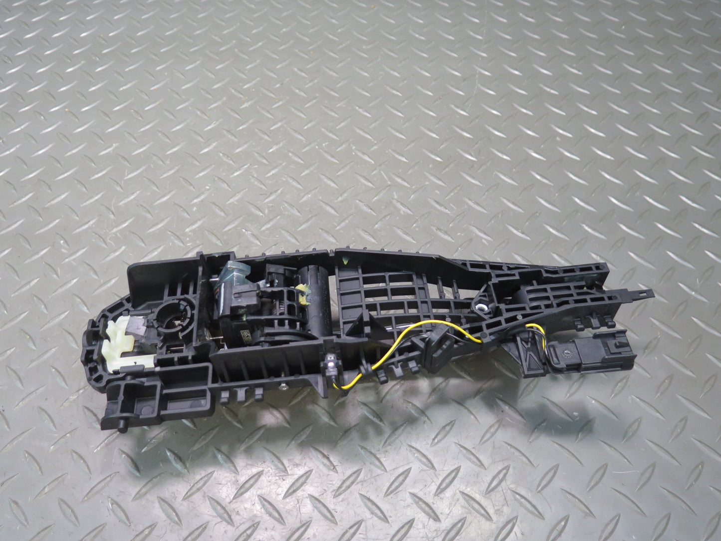 2014-2020 Maserati Ghibli M157 Rear Left Driver Side Exterior Door Handle