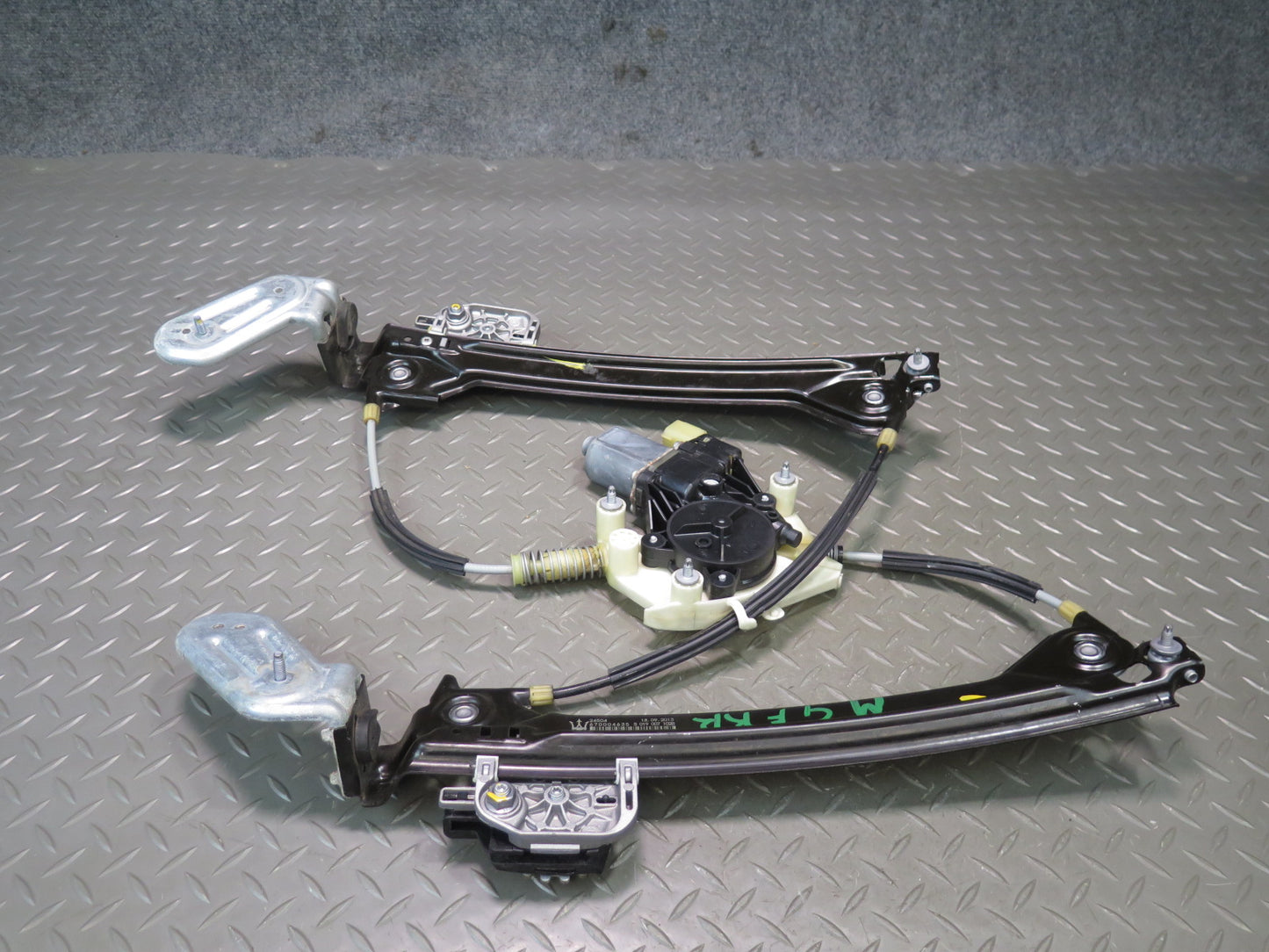 2014-2020 Maserati Ghibli M157 Rear Right Pass Door Window Regulator W/ Motor