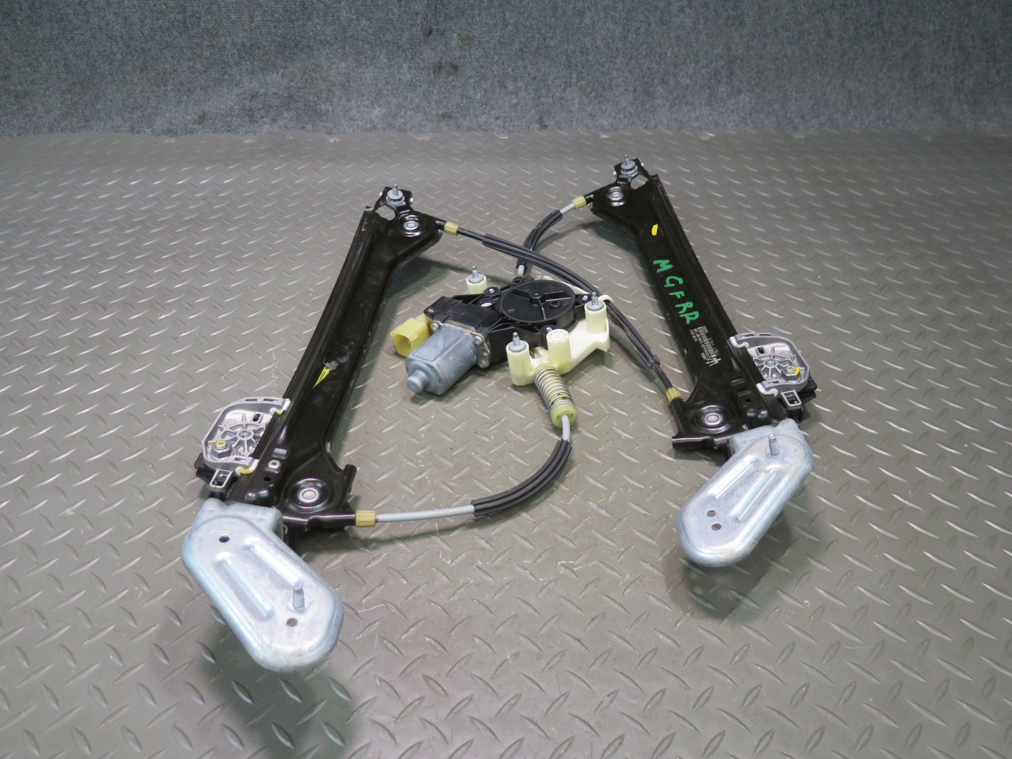 2014-2020 Maserati Ghibli M157 Rear Right Pass Door Window Regulator W/ Motor