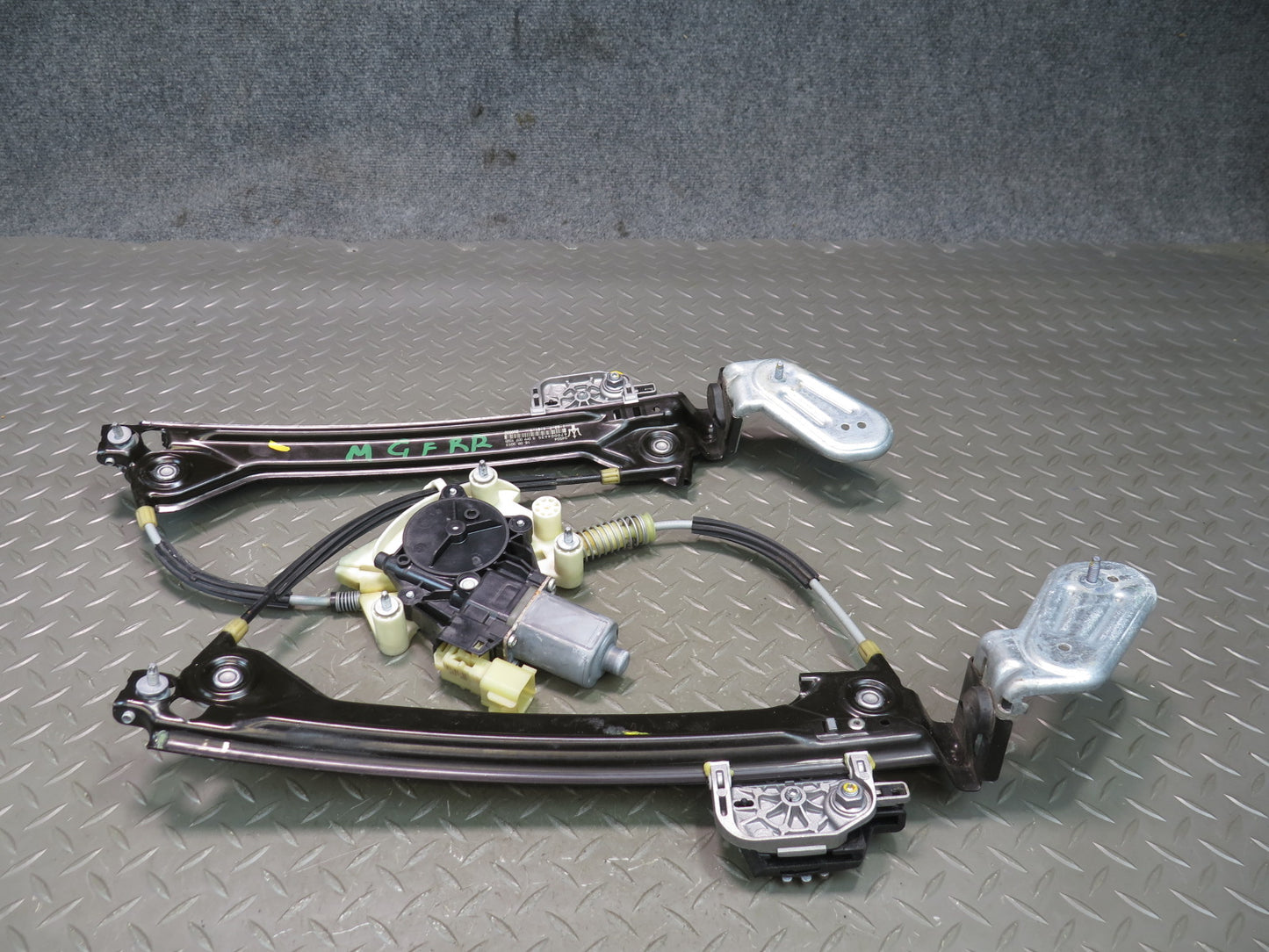 2014-2020 Maserati Ghibli M157 Rear Right Pass Door Window Regulator W/ Motor