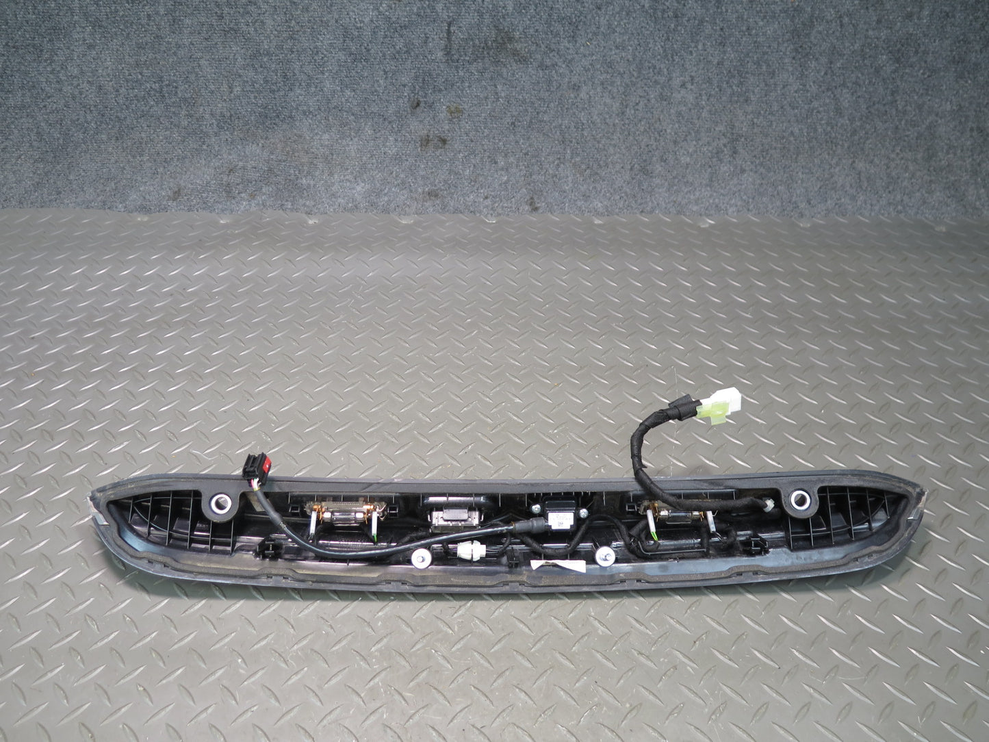 2014-2017 Maserati Ghibli M157 Rear Trunk Lid Trim Molding Panel W/ Camera