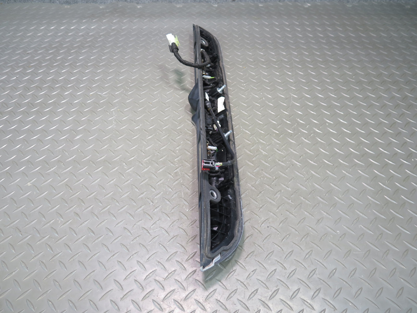 2014-2017 Maserati Ghibli M157 Rear Trunk Lid Trim Molding Panel W/ Camera