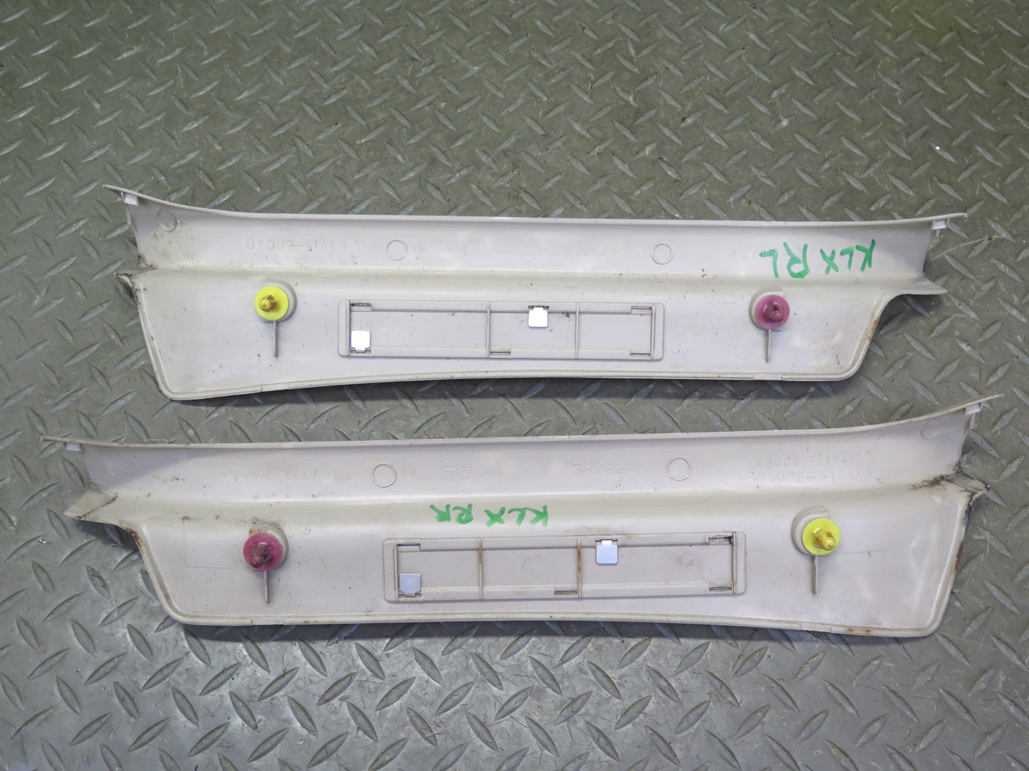 2003-2007 Lexus UZJ100L LX470 Front & Rear Door Scuff Sill Plate Trim Set of 4