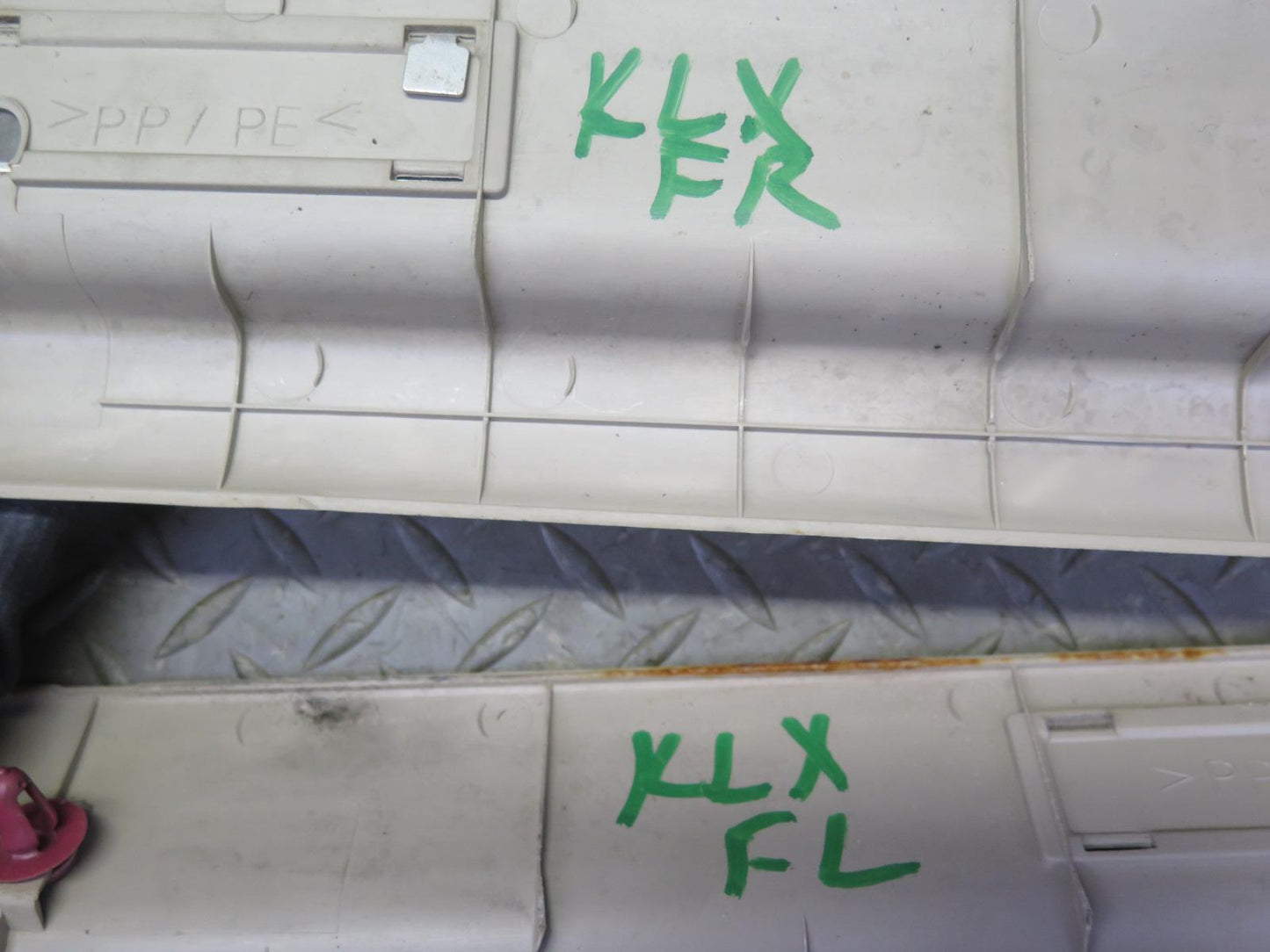2003-2007 Lexus UZJ100L LX470 Front & Rear Door Scuff Sill Plate Trim Set of 4