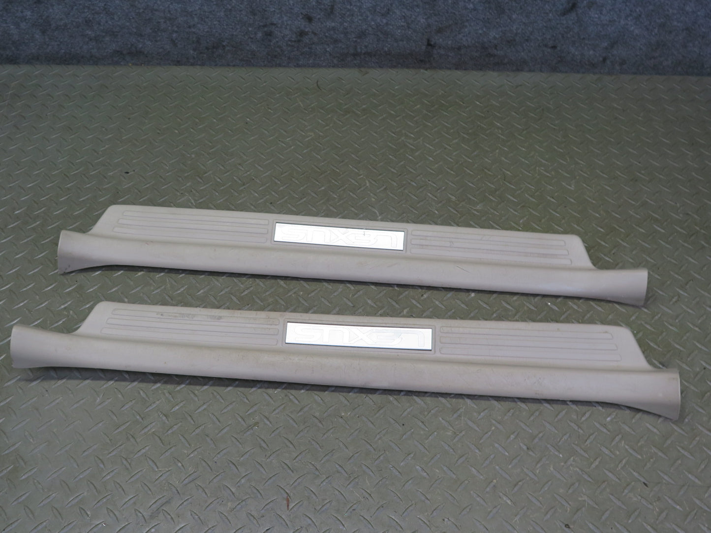 2003-2007 Lexus UZJ100L LX470 Front & Rear Door Scuff Sill Plate Trim Set of 4
