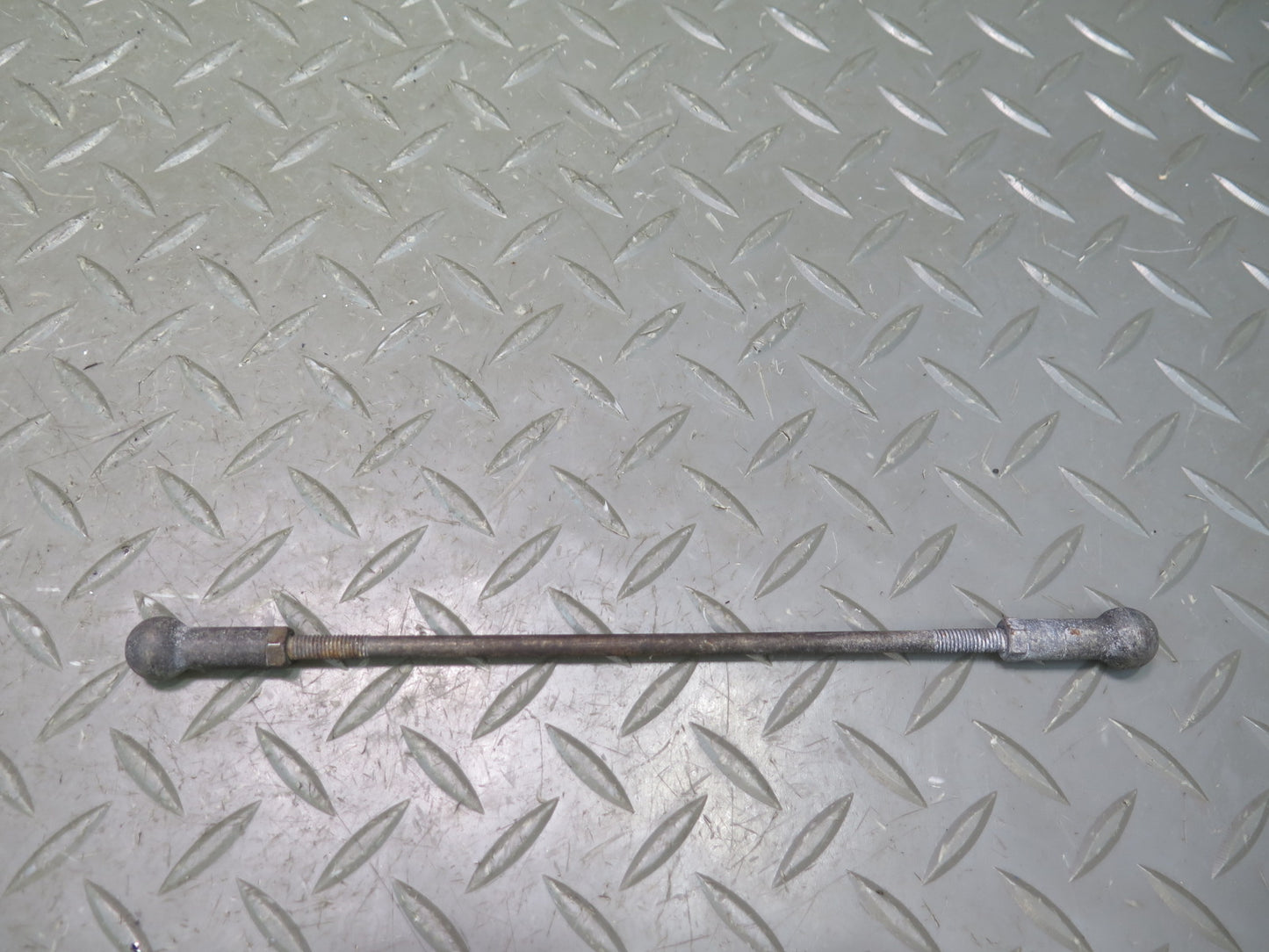75-76 Mercedes W115 300D 3.0L 617.952 Set of 4 Diesel Engine Control Rod OEM