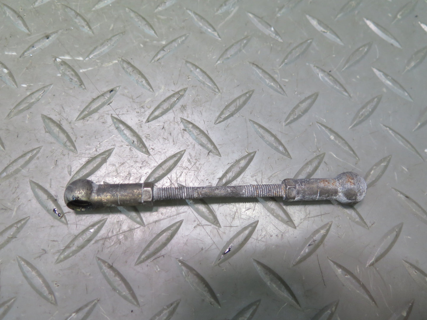 75-76 Mercedes W115 300D 3.0L 617.952 Set of 4 Diesel Engine Control Rod OEM
