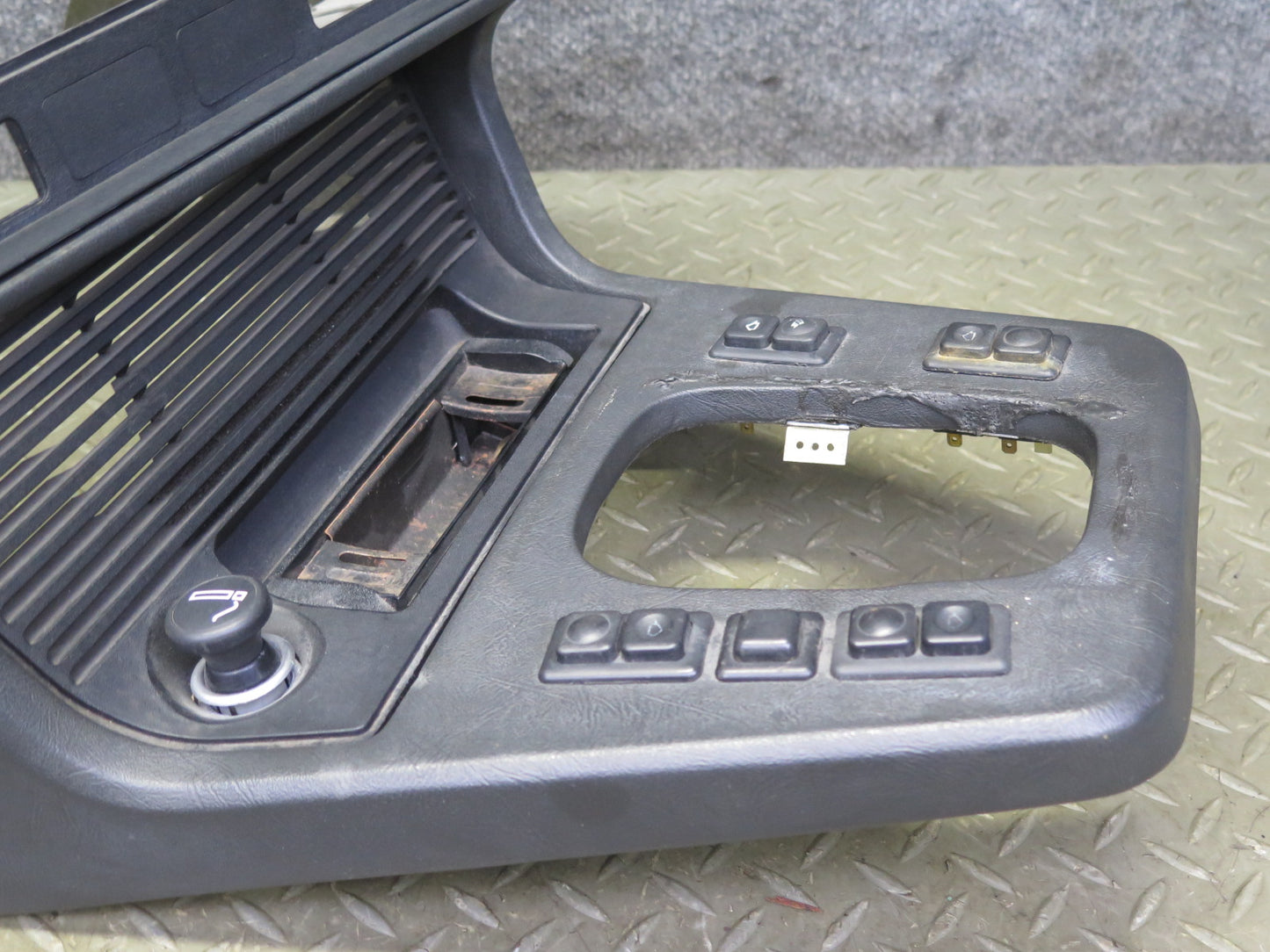 83-87 BMW E24 633CSI Dash Center Console Shifter Trim w Switch Black OEM