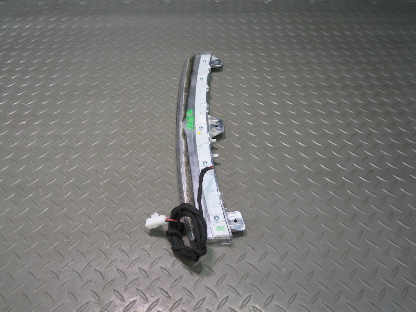 2014-2017 Maserati Ghibli M157 Rear Center Third 3RD Stop Brake Light Lamp