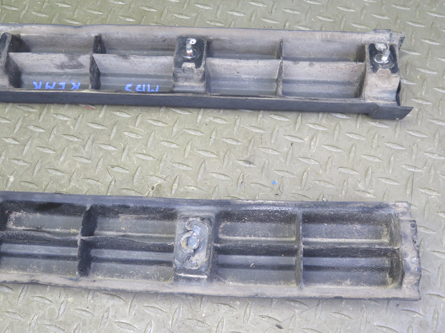 80-87 BMW E24 633CSi 635CSi Rear Bumper Impact Rubber Strip Molding OEM