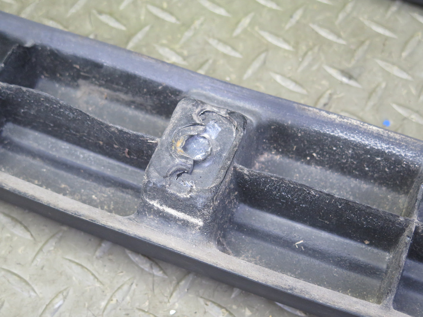 80-87 BMW E24 633CSi 635CSi Rear Bumper Impact Rubber Strip Molding OEM