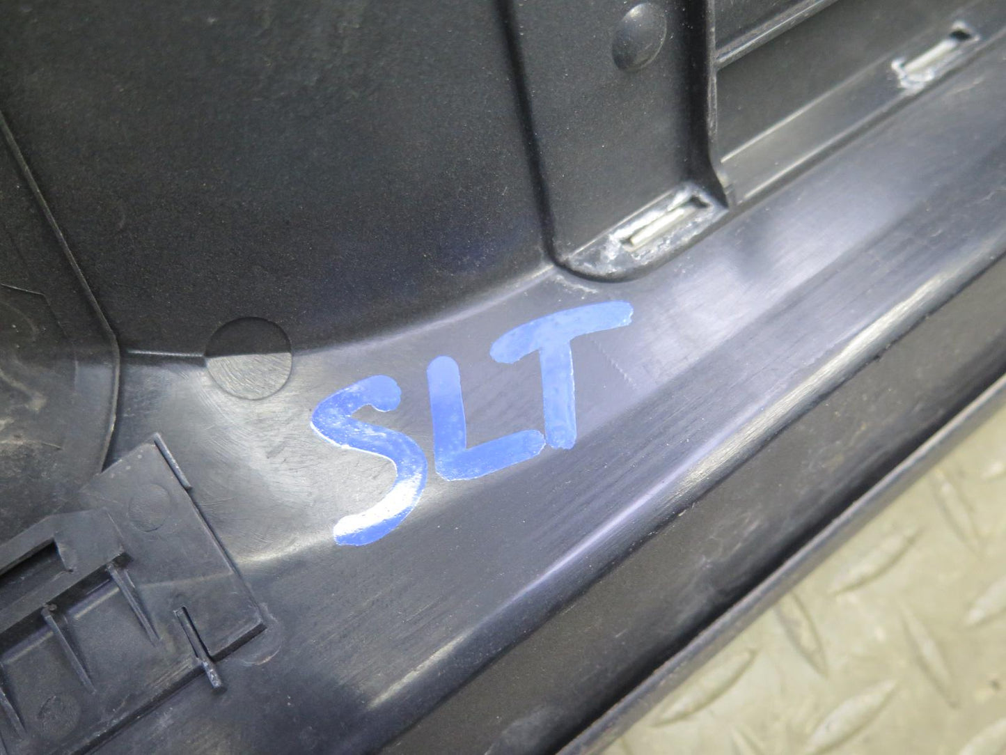 07-08 Mercedes R230 SL55 AMG Set of 2 Door Outer Scuff Sill Plate Trim Set OEM