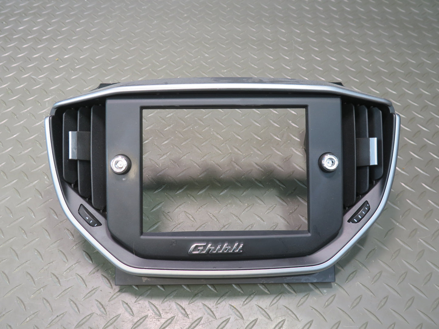 14-17 Maserati Ghibli M157 Dash Center Left Right A/C Air Vent Grille Bezel Set