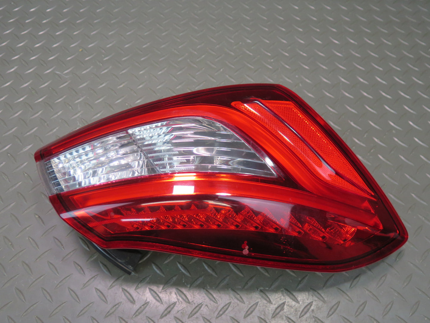 14-20 Maserati Ghibli M157 Rear Left Right Side Outer Trunk Tail Light Lamp Set