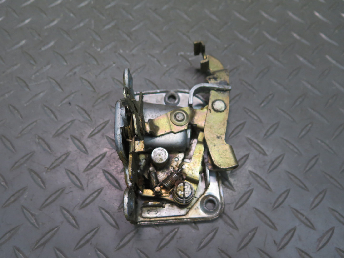 73-85 Mercedes R107 Front Left Driver Door Lock Latch Actuator OEM