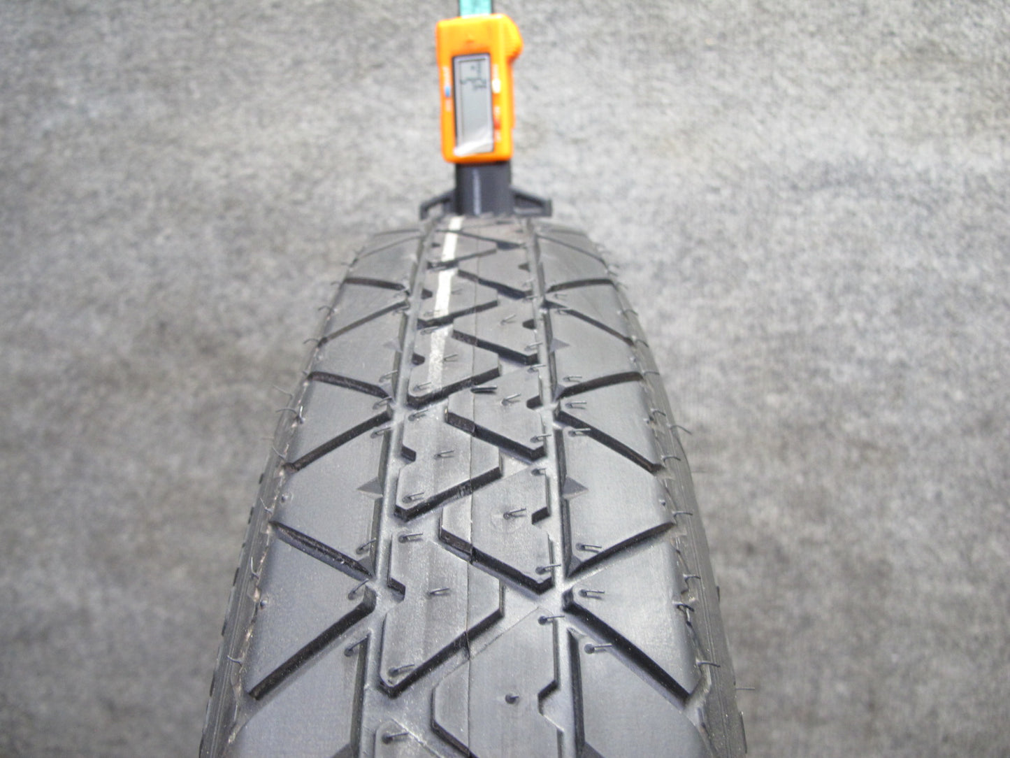 97-04 Porsche Boxster 986 Emergency Spare Tire Wheel 17x3.5 ET19 Conti 105/95