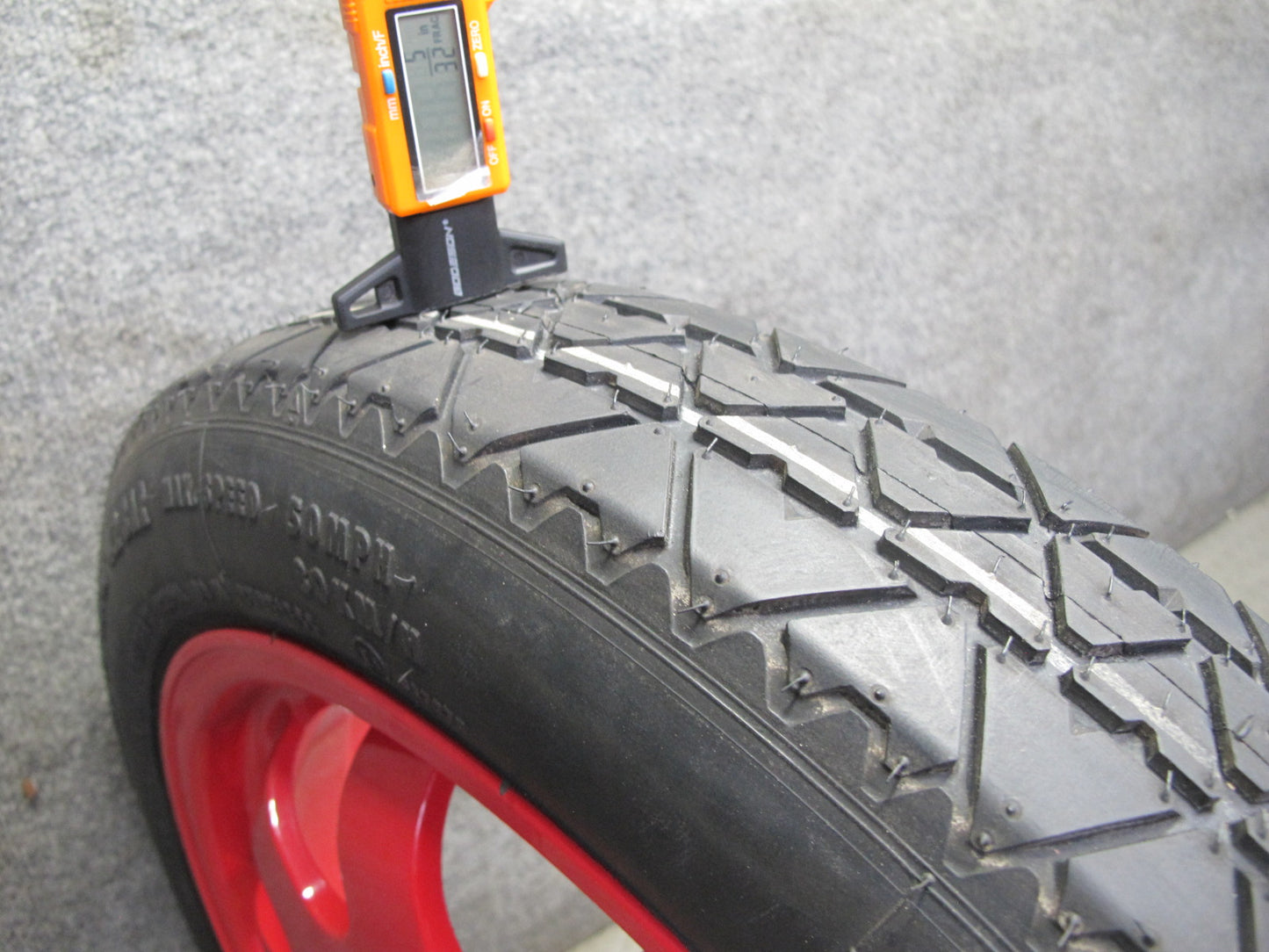 97-04 Porsche Boxster 986 Emergency Spare Tire Wheel 17x3.5 ET19 Conti 105/95