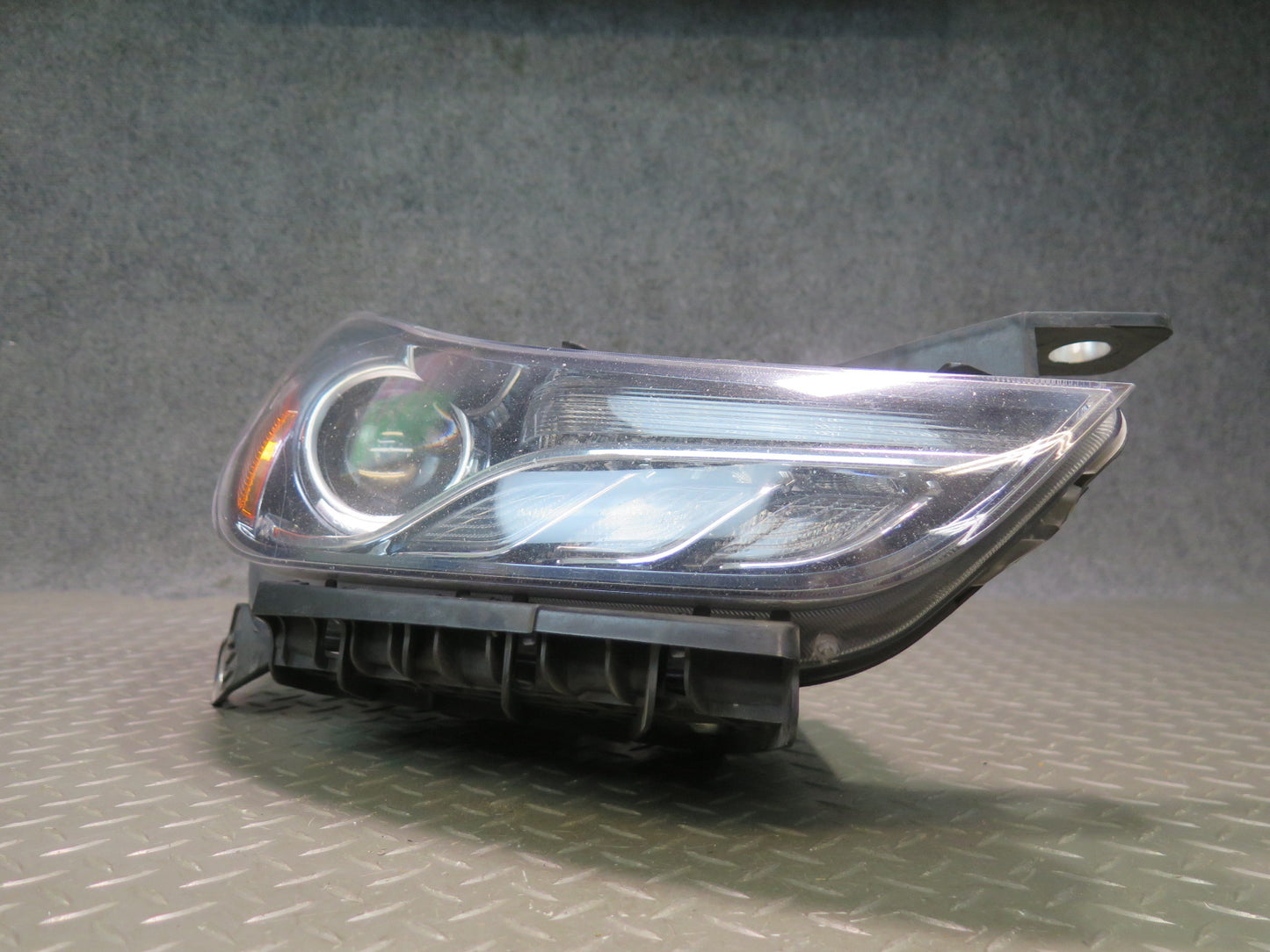 2014-2017 Maserati Ghibli M157 Right Pass Side Adaptive Xenon HID Headlight Lamp