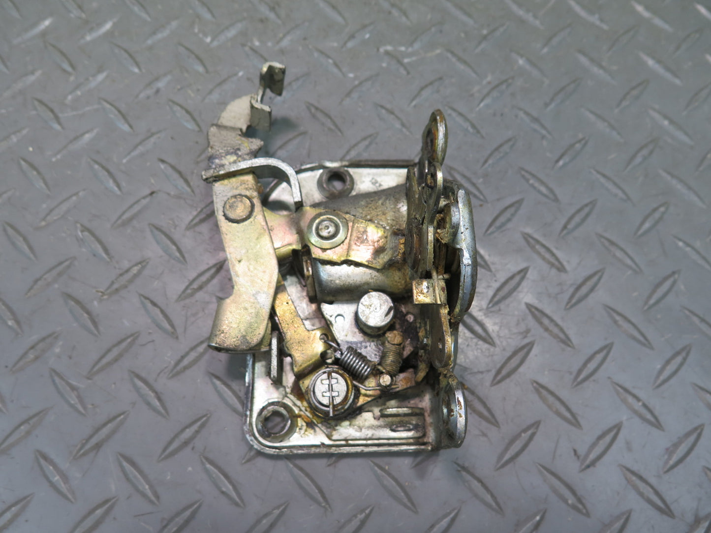 73-85 Mercedes R107 Front Right Passenger Door Lock Latch Actuator OEM