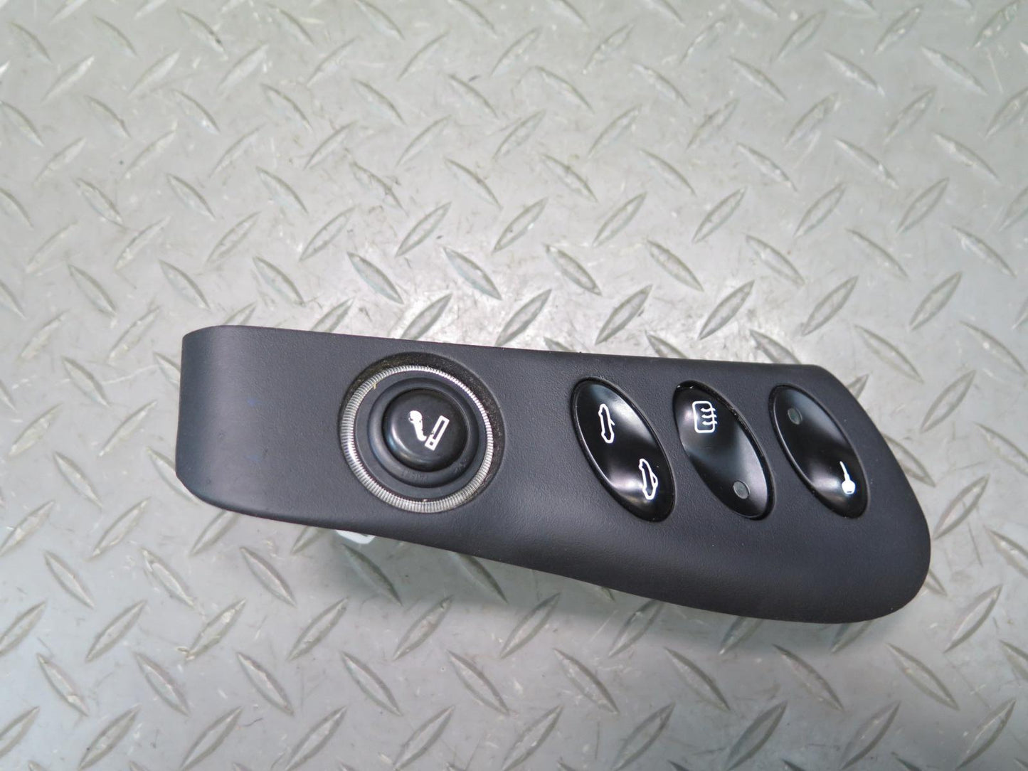 2000-2002 Porsche Boxster 986 Front Right Center Console Switch Panel Trim