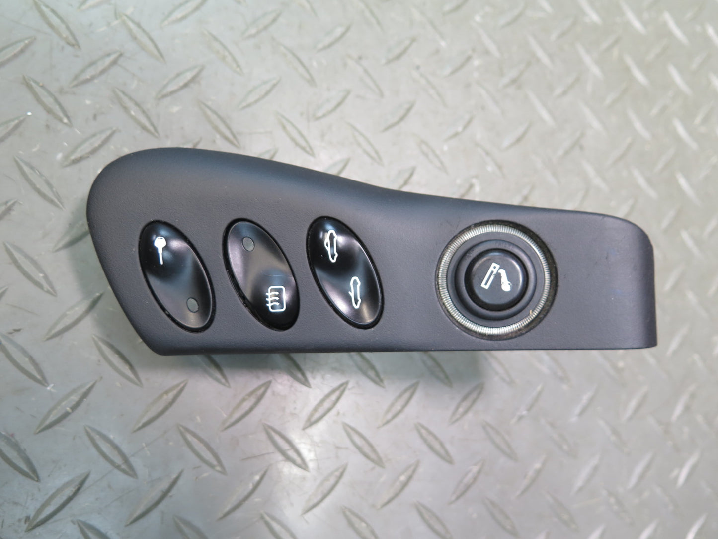 2000-2002 Porsche Boxster 986 Front Right Center Console Switch Panel Trim