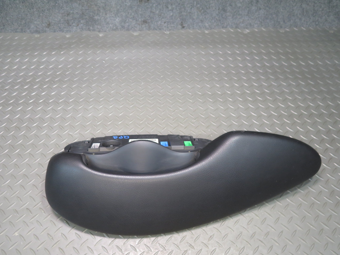 2000-2004 Porsche Boxster 986 S M/T  Instrument Cluster Gauge Speedometer w Trim