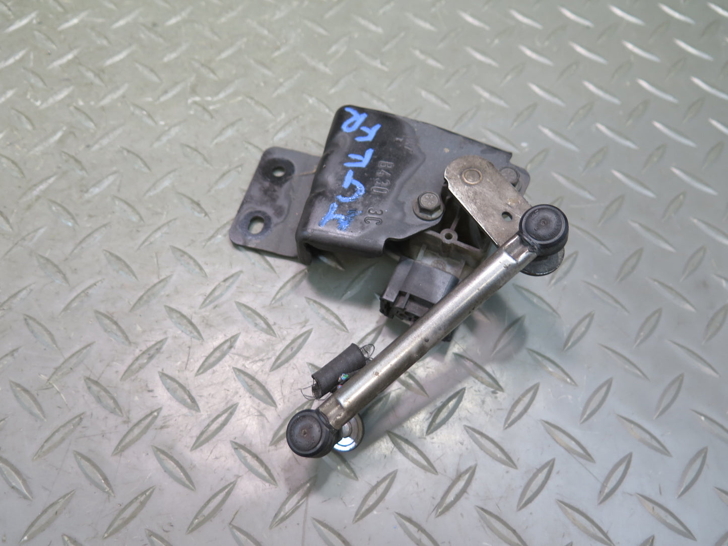 2014-2020 Maserati Ghibli M157 Rear Right Suspension Height Level Sensor