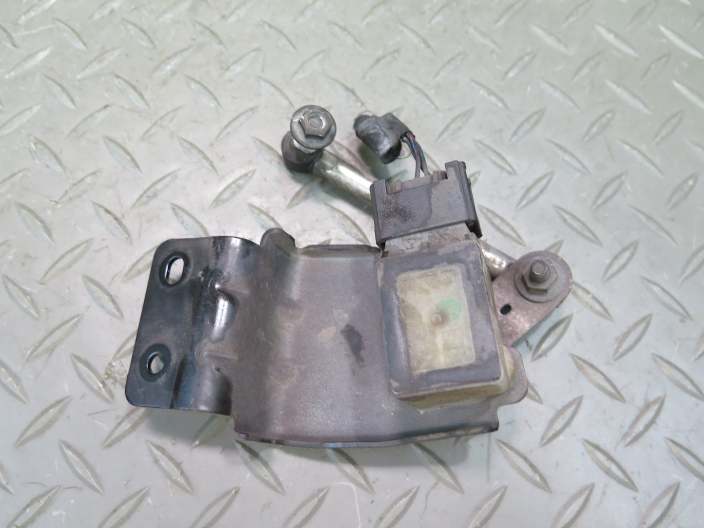 2014-2020 Maserati Ghibli M157 Rear Right Suspension Height Level Sensor
