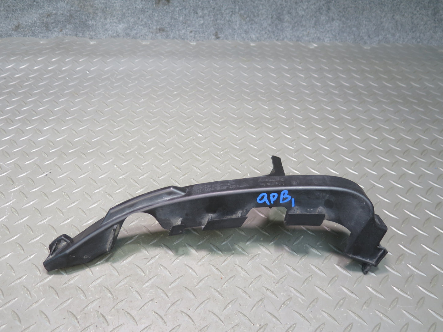 1997-2004 Porsche Boxster 986 Front Bumper Mount Bracket Support Set of 4