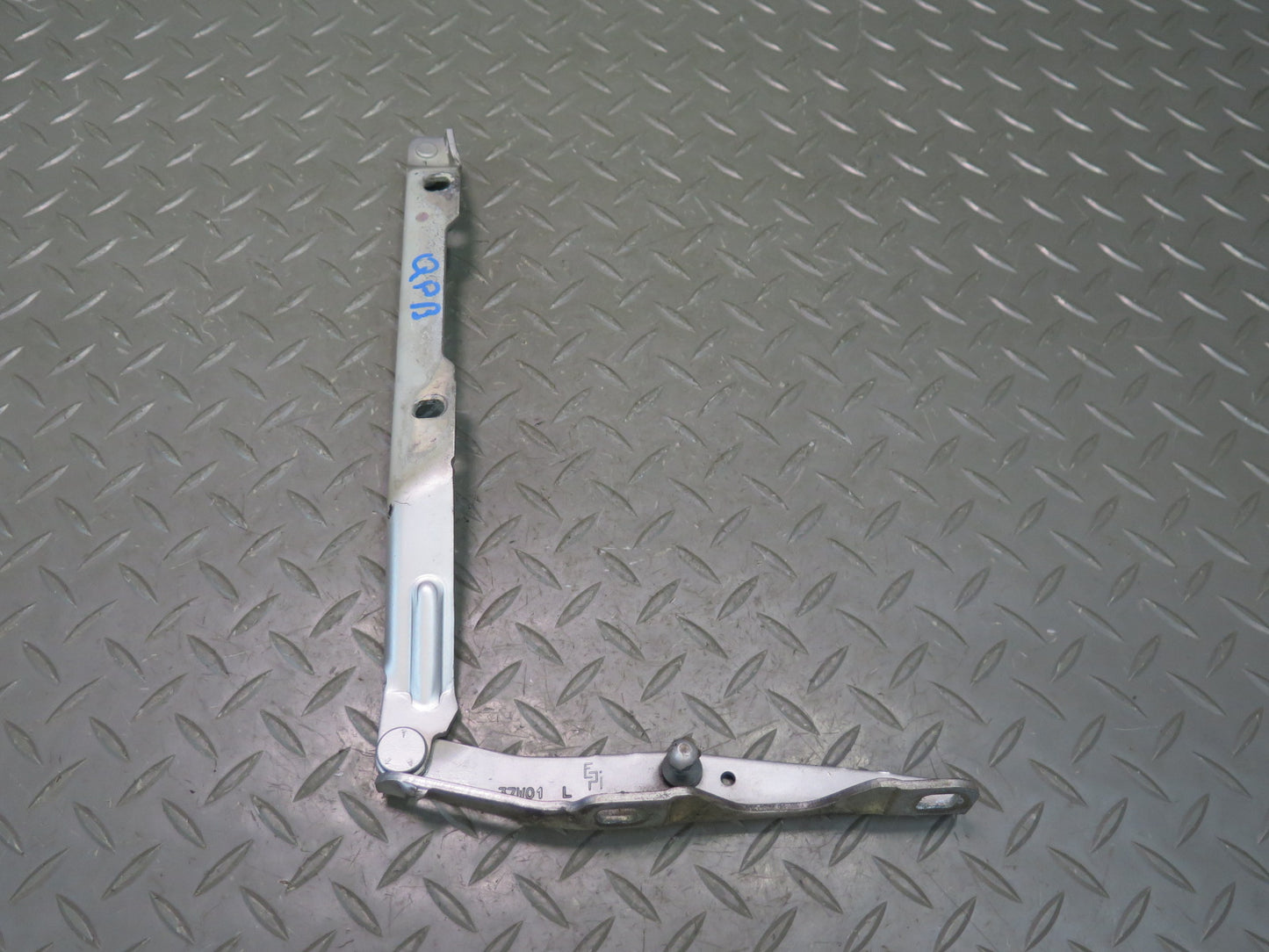 1997-2004 Porsche Boxster 986 Front Left & Right Hood Bonnet Hinge Set of 2