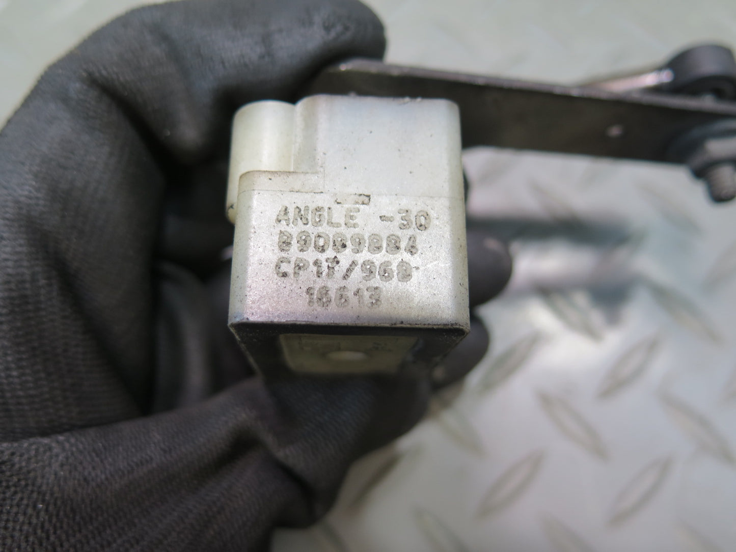 2014-2020 Maserati Ghibli M157 Rear Right Suspension Height Level Sensor