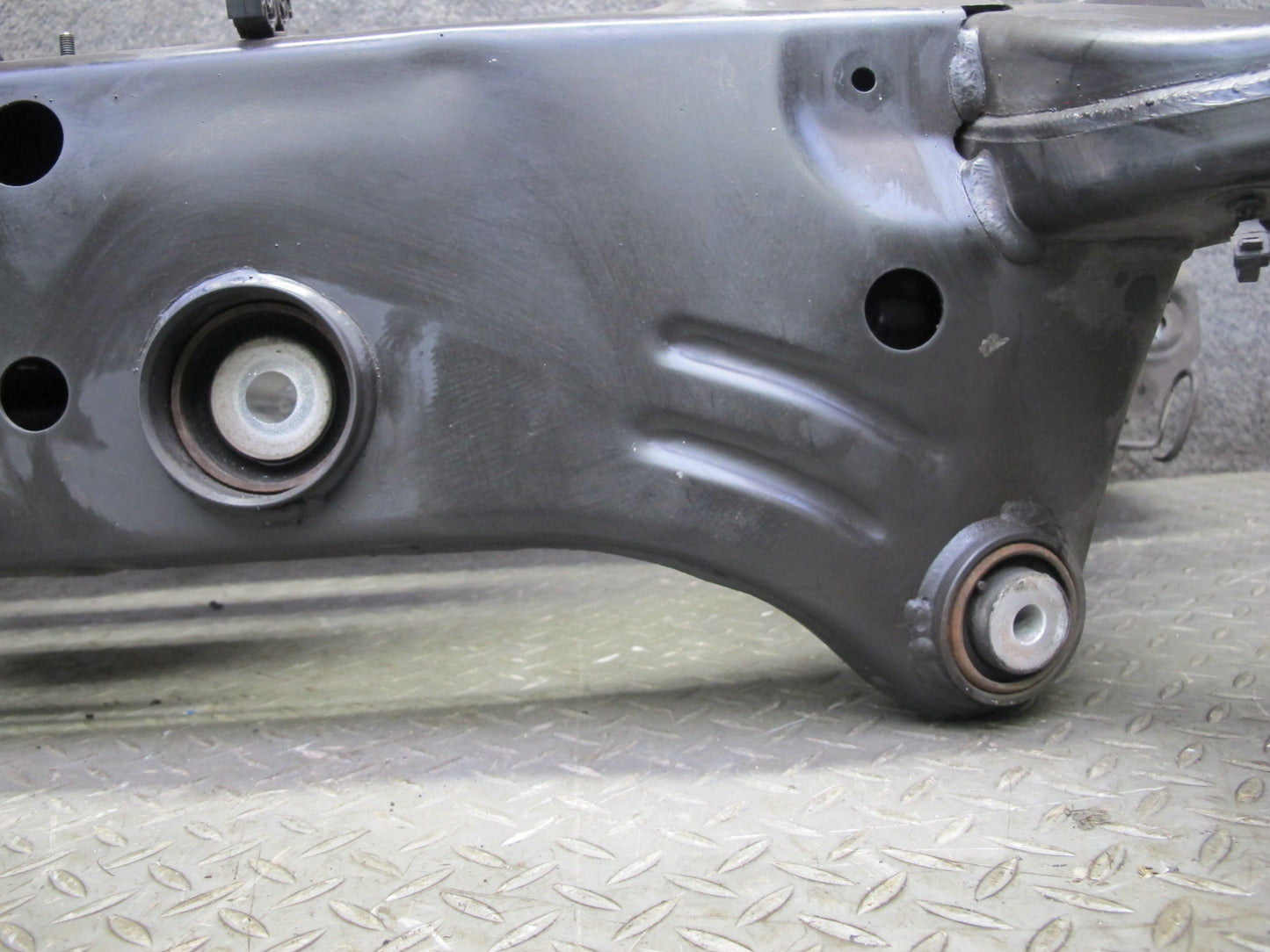2014-2020 Maserati Ghibli M157 SQ4 AWD Rear Subframe Crossmember Carrier