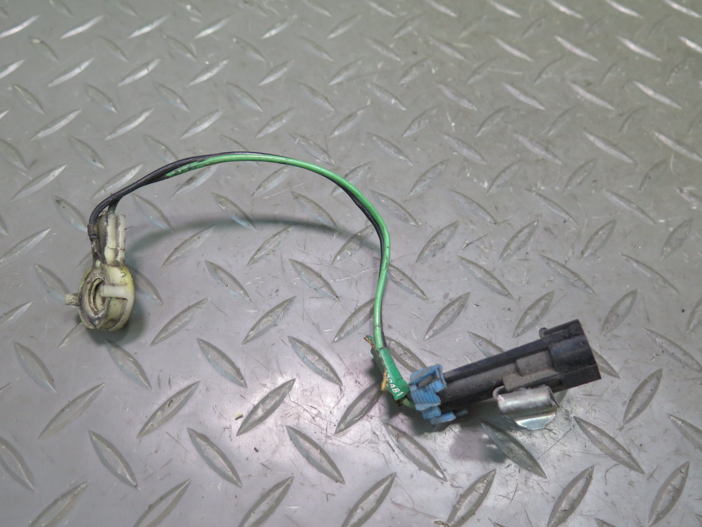 1993 Chevrolet Corvette C4 A/T Steering Column Ignition Switch Lock KEY Set OEM