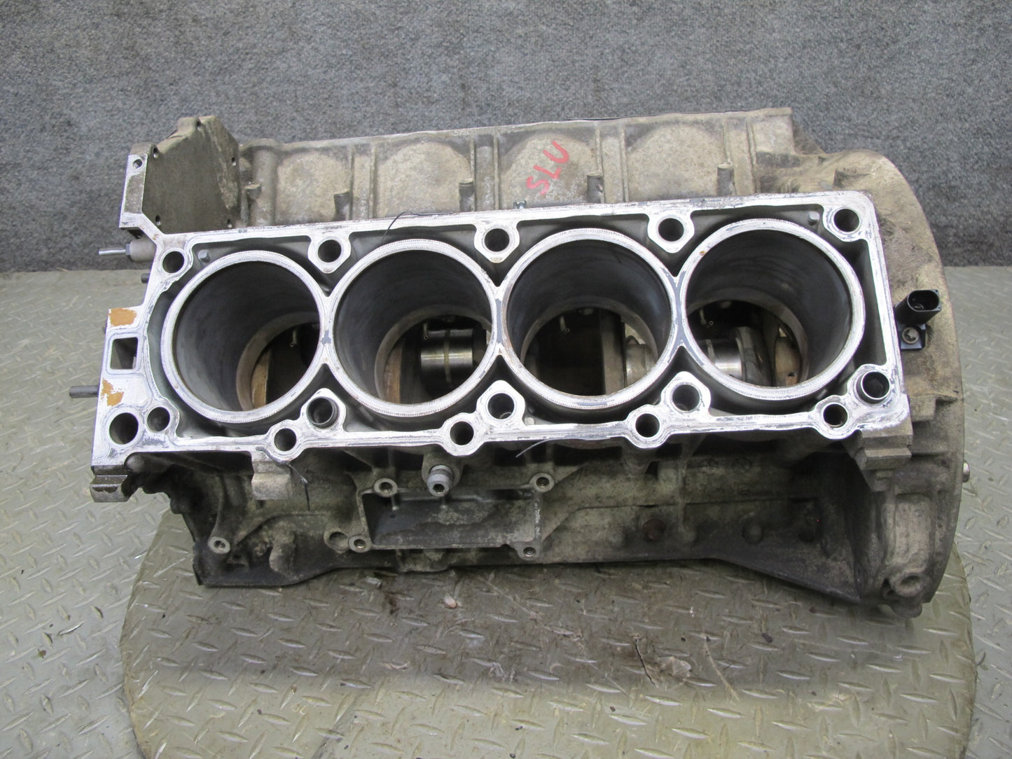 99-02 Mercedes R129 SL500 M113.961 Engine Cylinder Block w Crankshaft OEM