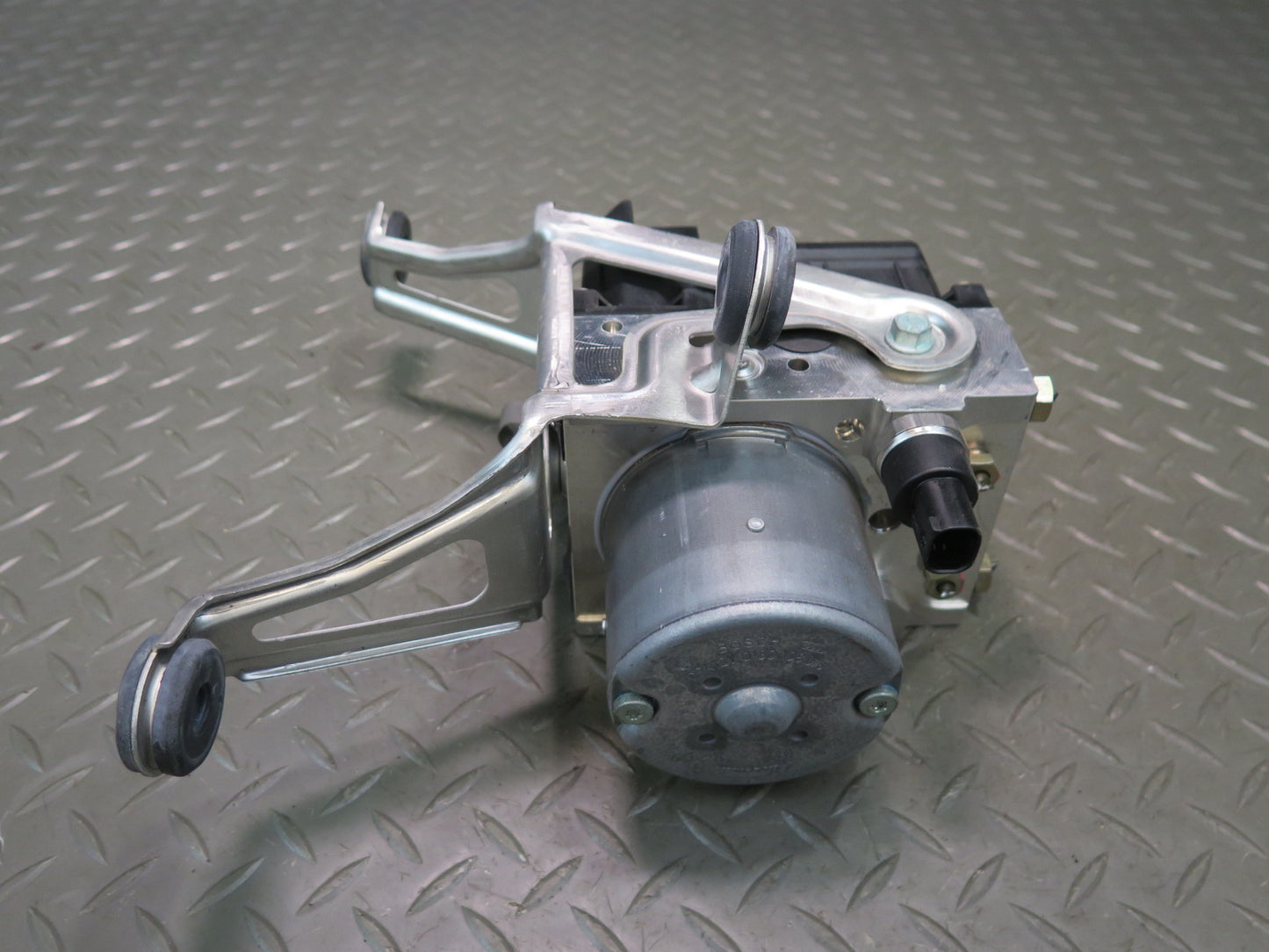 2001-2004 Porsche 911 996 AWD Anti Lock Brake ABS Pump Module 0265950042 OEM