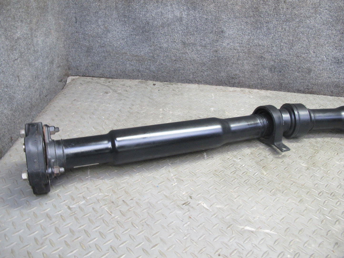 2014-2020 Maserati Ghibli M157 SQ4 AWD Rear Drive Shaft Driveshaft Propeller
