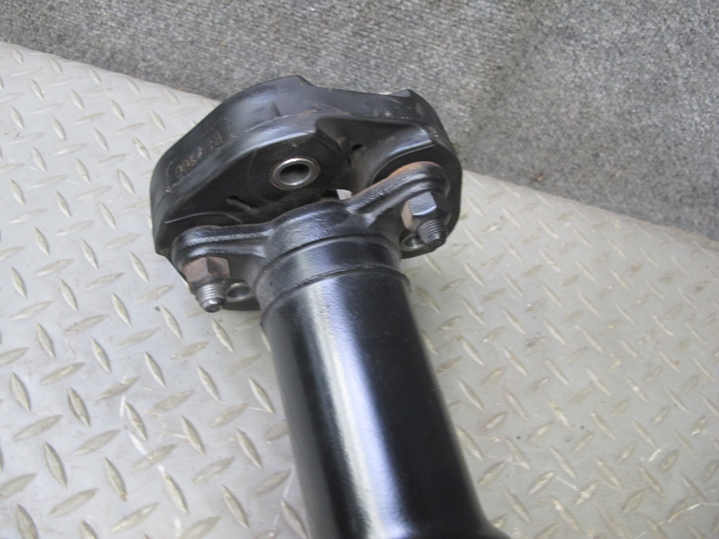 2014-2020 Maserati Ghibli M157 SQ4 AWD Rear Drive Shaft Driveshaft Propeller
