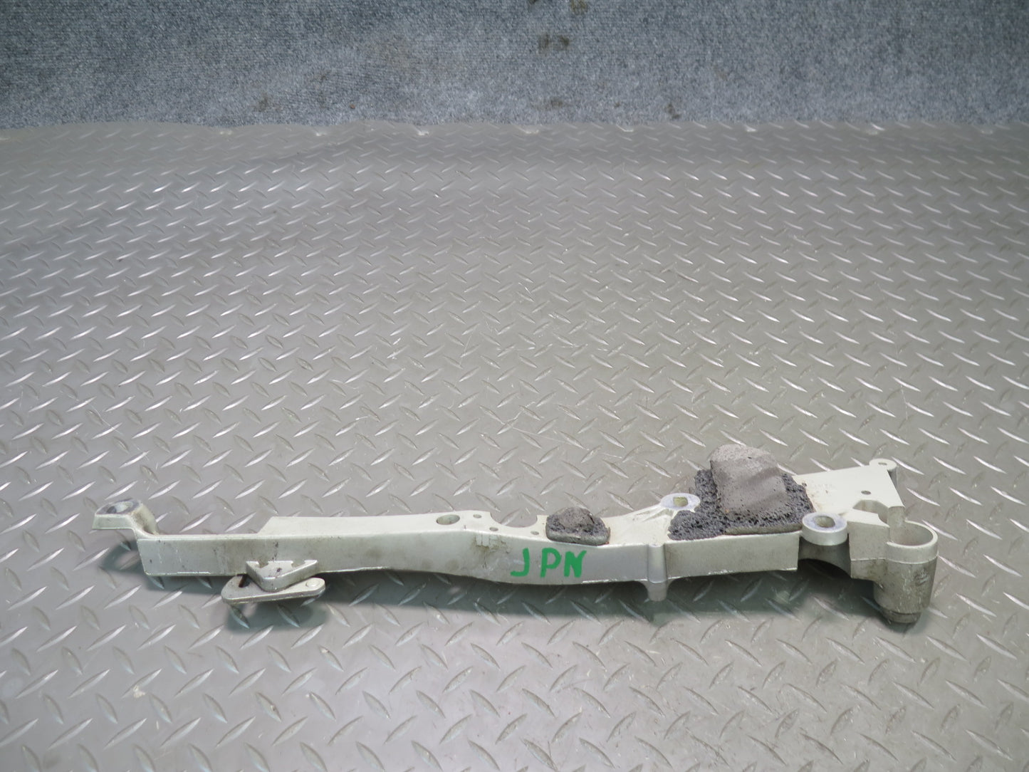 1999-2004 Porsche 911 996 Convertible Left & Right TOP Cover Hinge  Set of 2