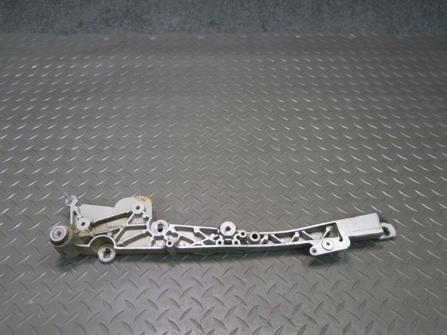 1999-2004 Porsche 911 996 Convertible Left & Right TOP Cover Hinge  Set of 2