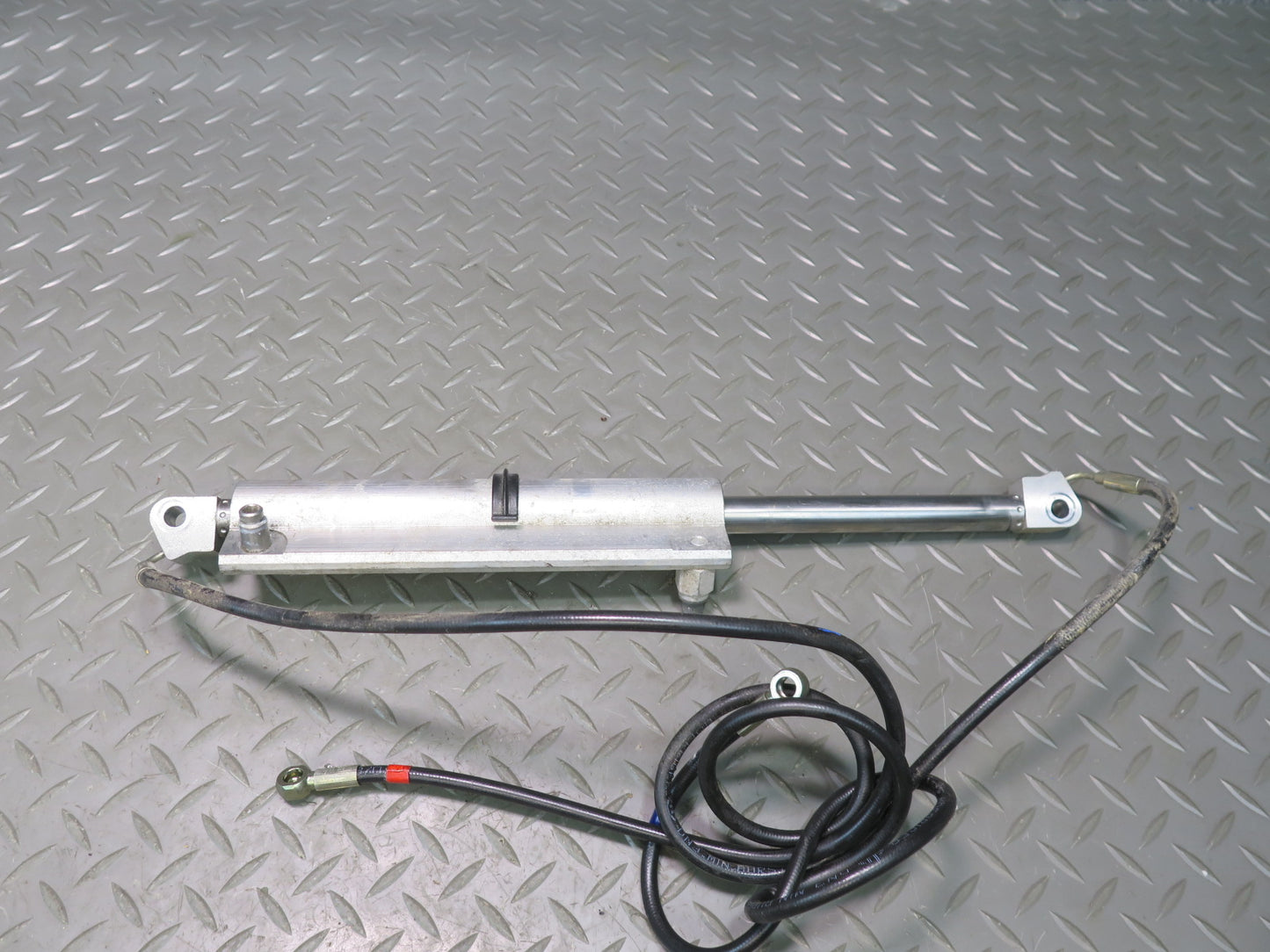 1999-2005 Porsche 911 996 Convertible TOP Roof Hydraulic Lift Cylinder Cable Set