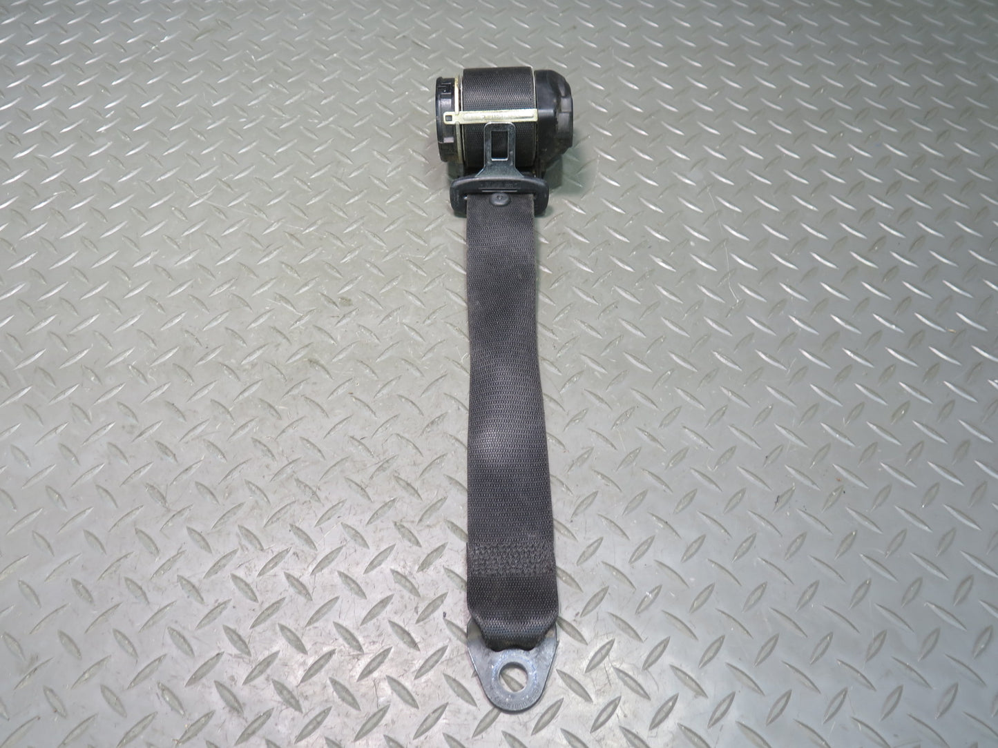 02-05 PORSCHE 911 CARRERA 996 CONVERTIBLE REAR RIGHT & LEFT SIDE SEATBELT RETRACTOR SET OEM