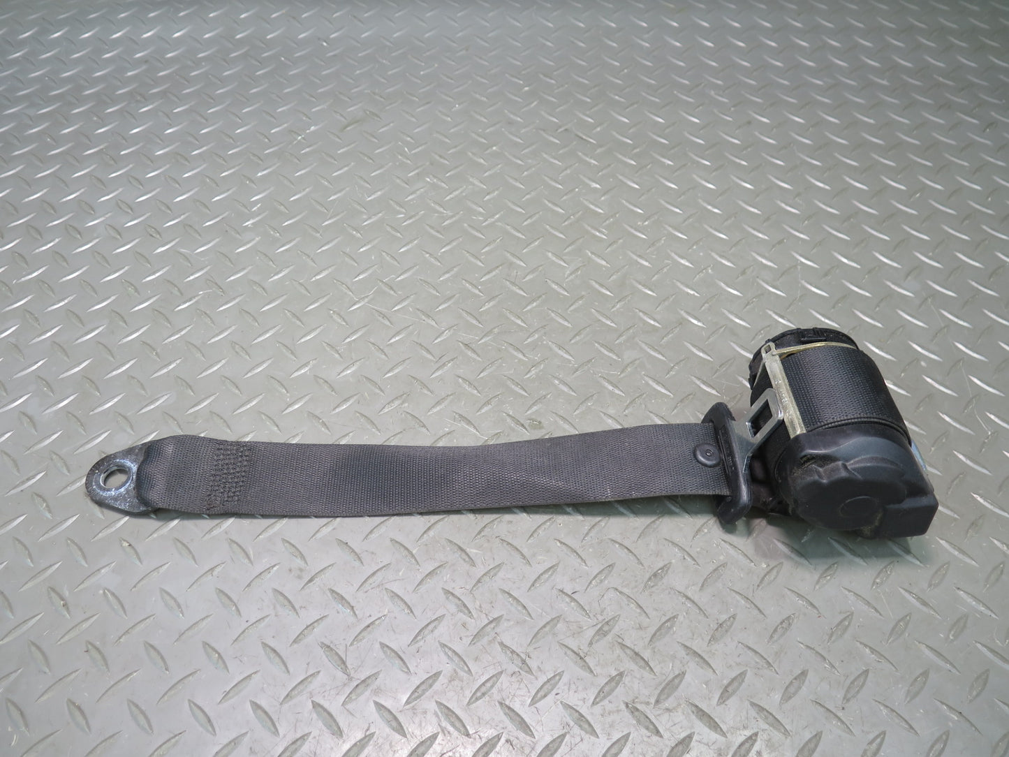 02-05 PORSCHE 911 CARRERA 996 CONVERTIBLE REAR RIGHT & LEFT SIDE SEATBELT RETRACTOR SET OEM