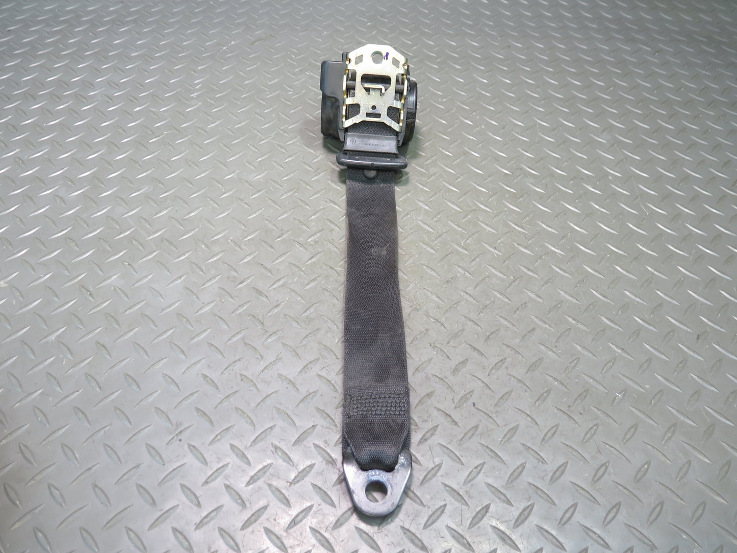 02-05 PORSCHE 911 CARRERA 996 CONVERTIBLE REAR RIGHT & LEFT SIDE SEATBELT RETRACTOR SET OEM