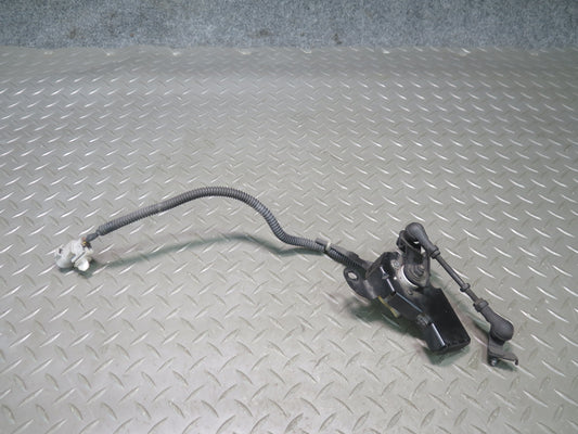 01-05 Lexus JCE10L IS300 Front Suspension Height Level Sensor OEM