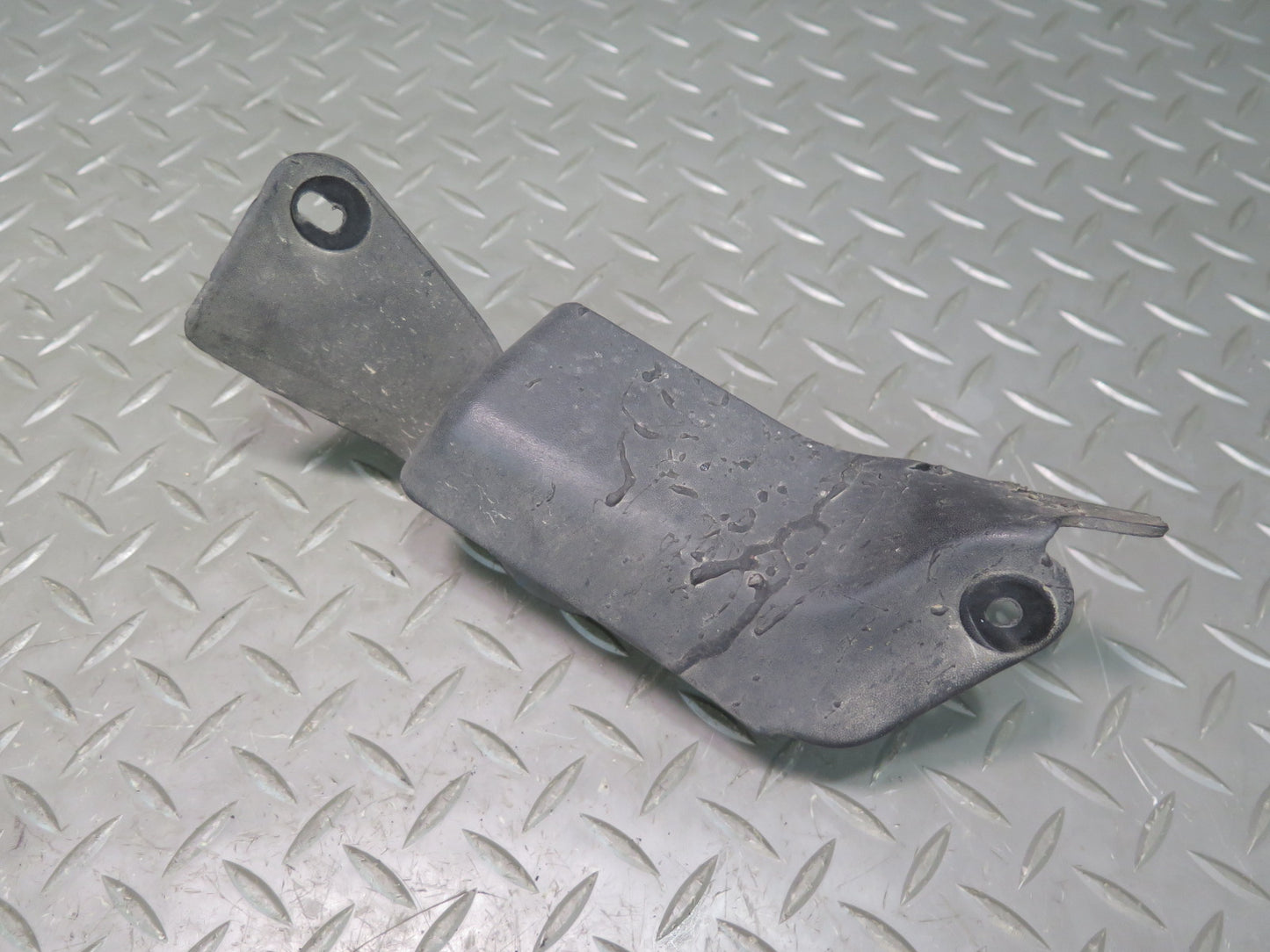 2001 Lexus JCE10L IS300 Sedan Set of 2 Rear MUD Flap Bracket Shield Cover OEM
