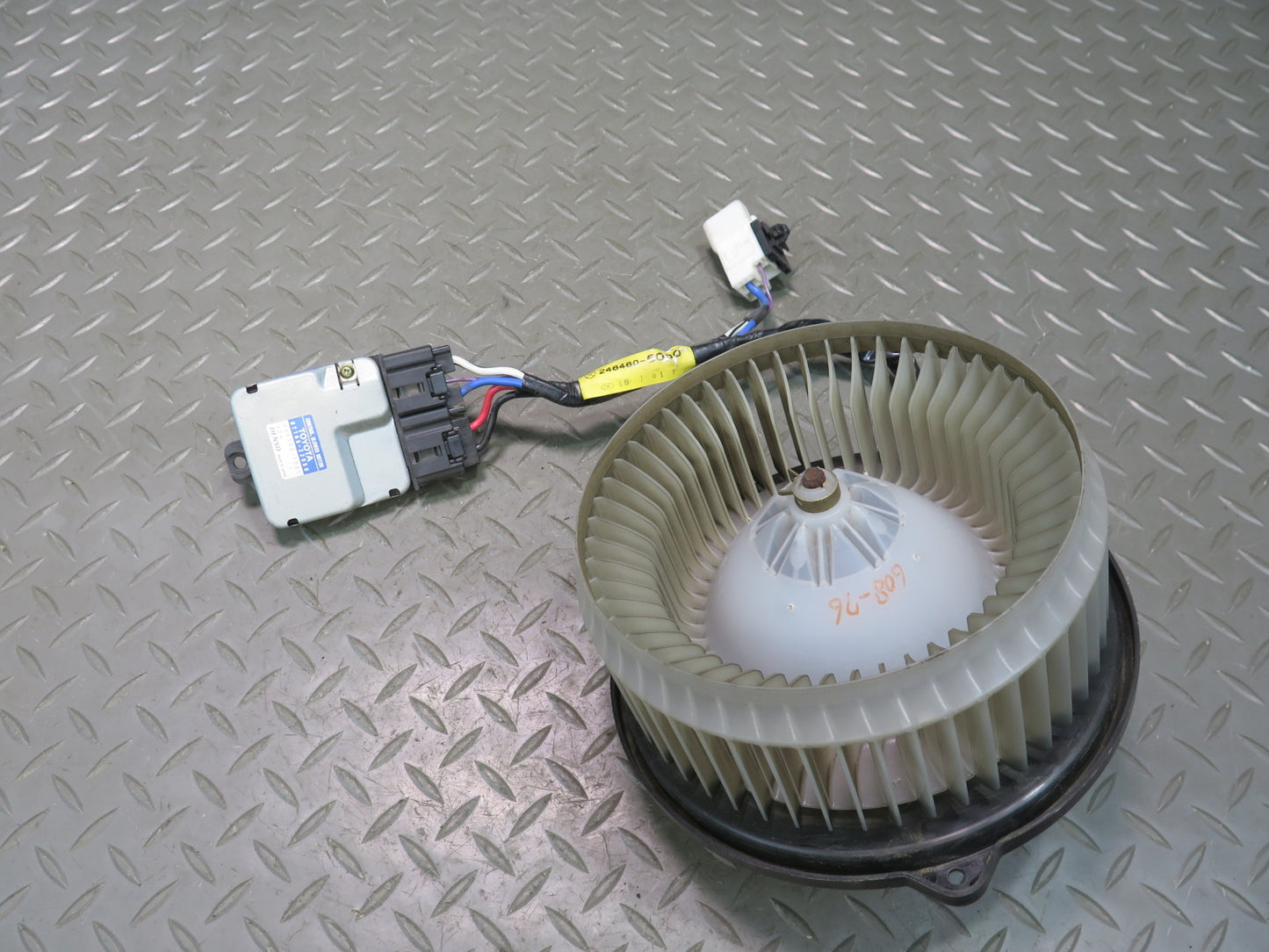 01-05 Lexus JCE10L IS300 A/C Heater Blower Motor Fan w Control Module Set OEM